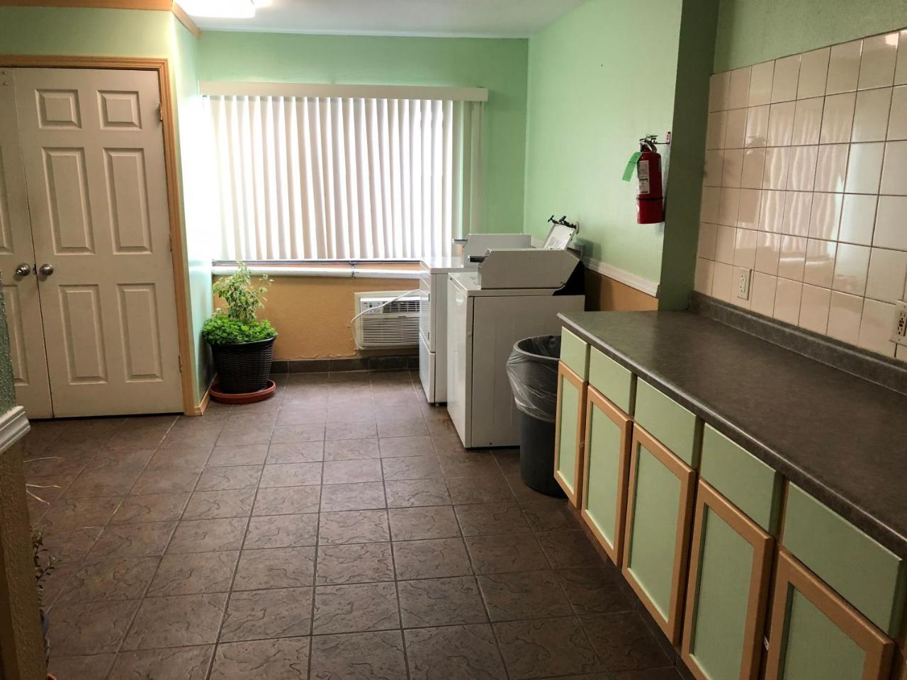 Midtown Inn Springfield Dış mekan fotoğraf